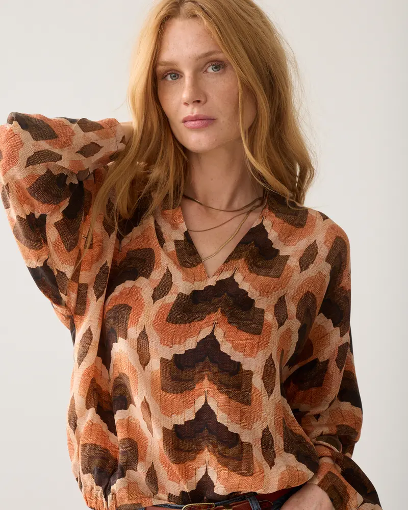 Top met geometrische print