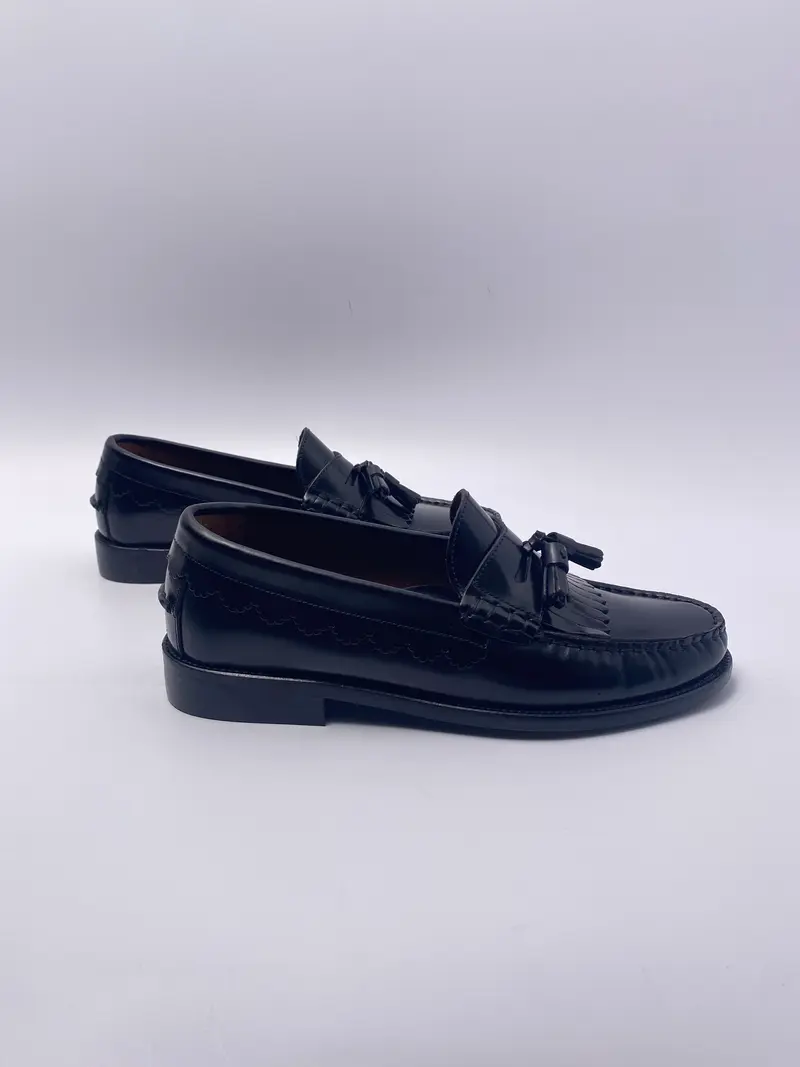Toral moccasin town antic zwart