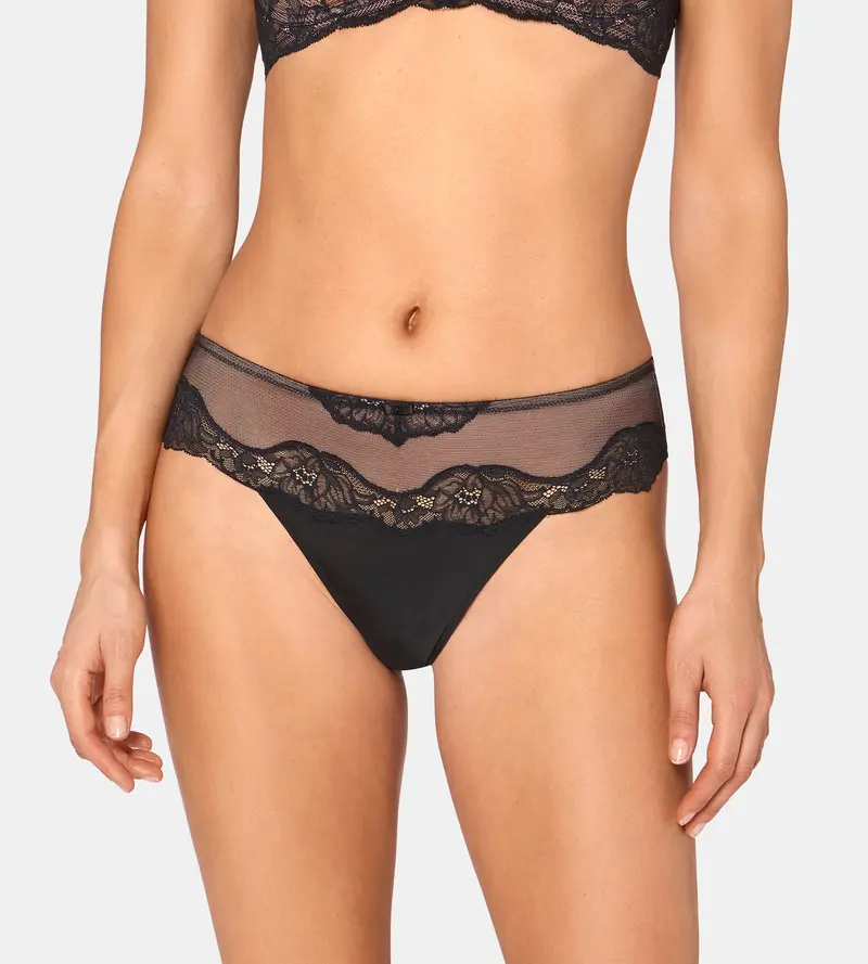 Triumph String - AMOURETTE CHARM Hip string - zwart *