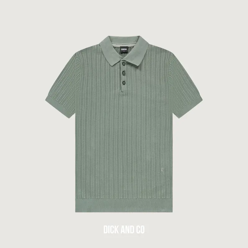 Vertical polo