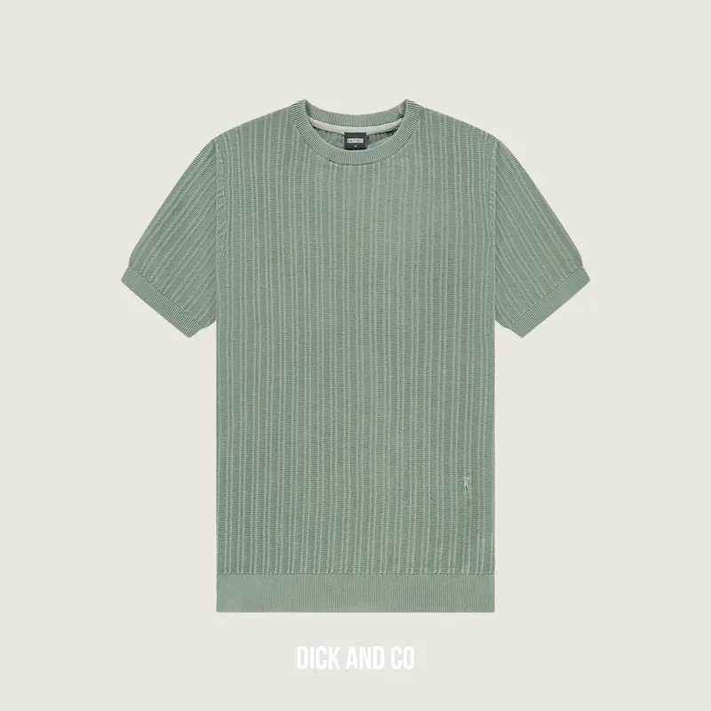 Vertical t-shirt