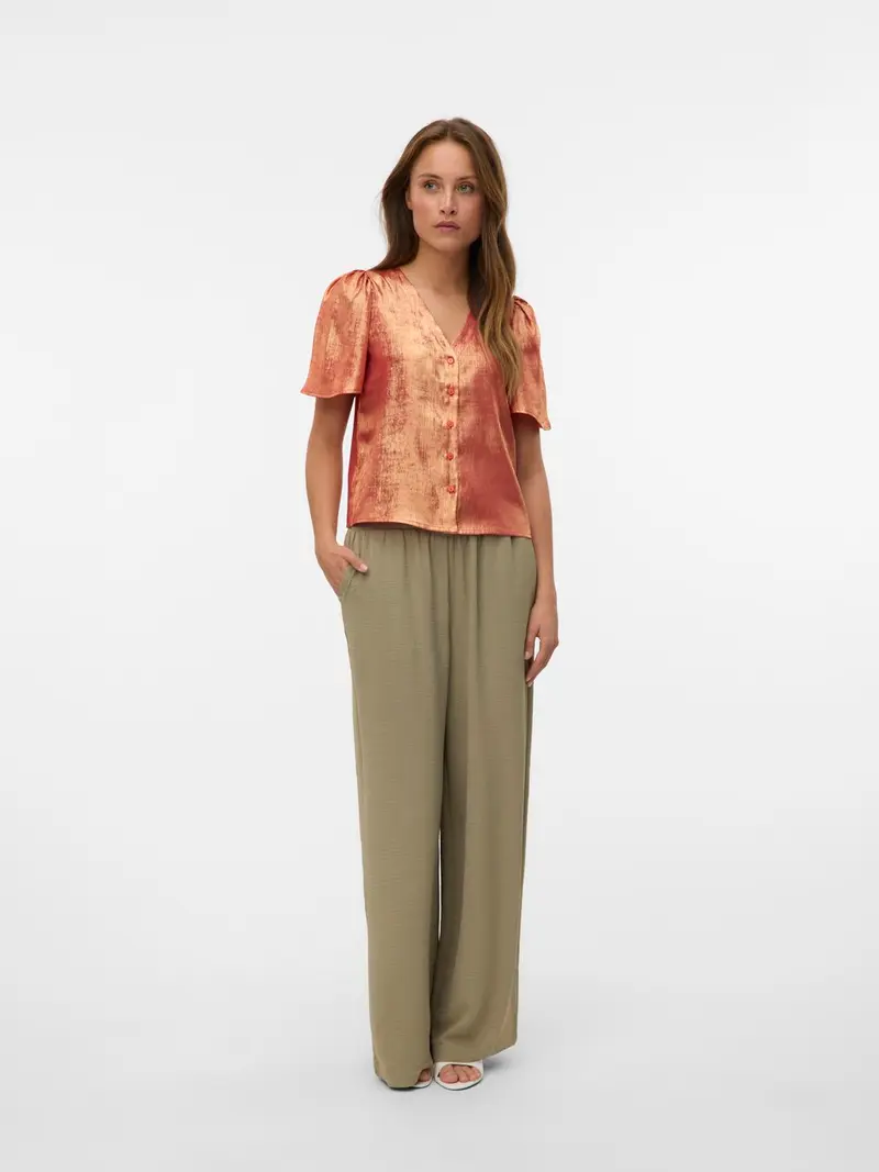VMAMALIA SS V-NECK TOP