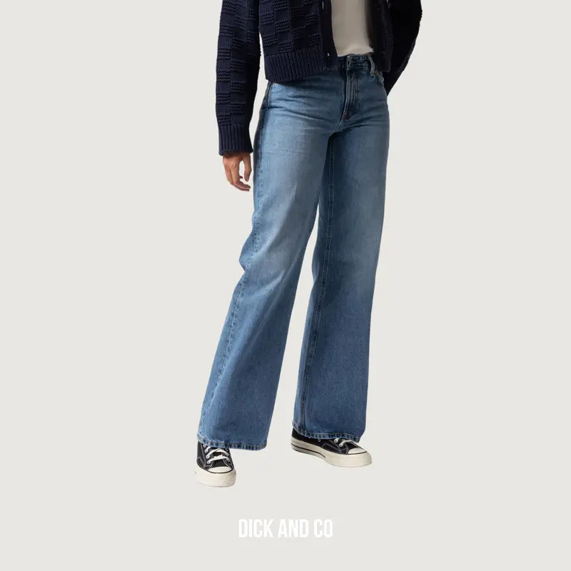Wide Heidi